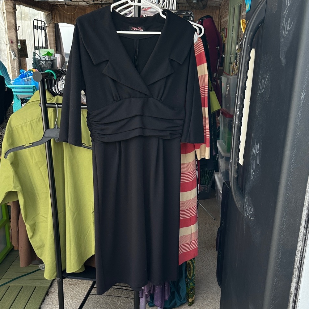 Well Loved Trashy Diva Black Mansfield Dress